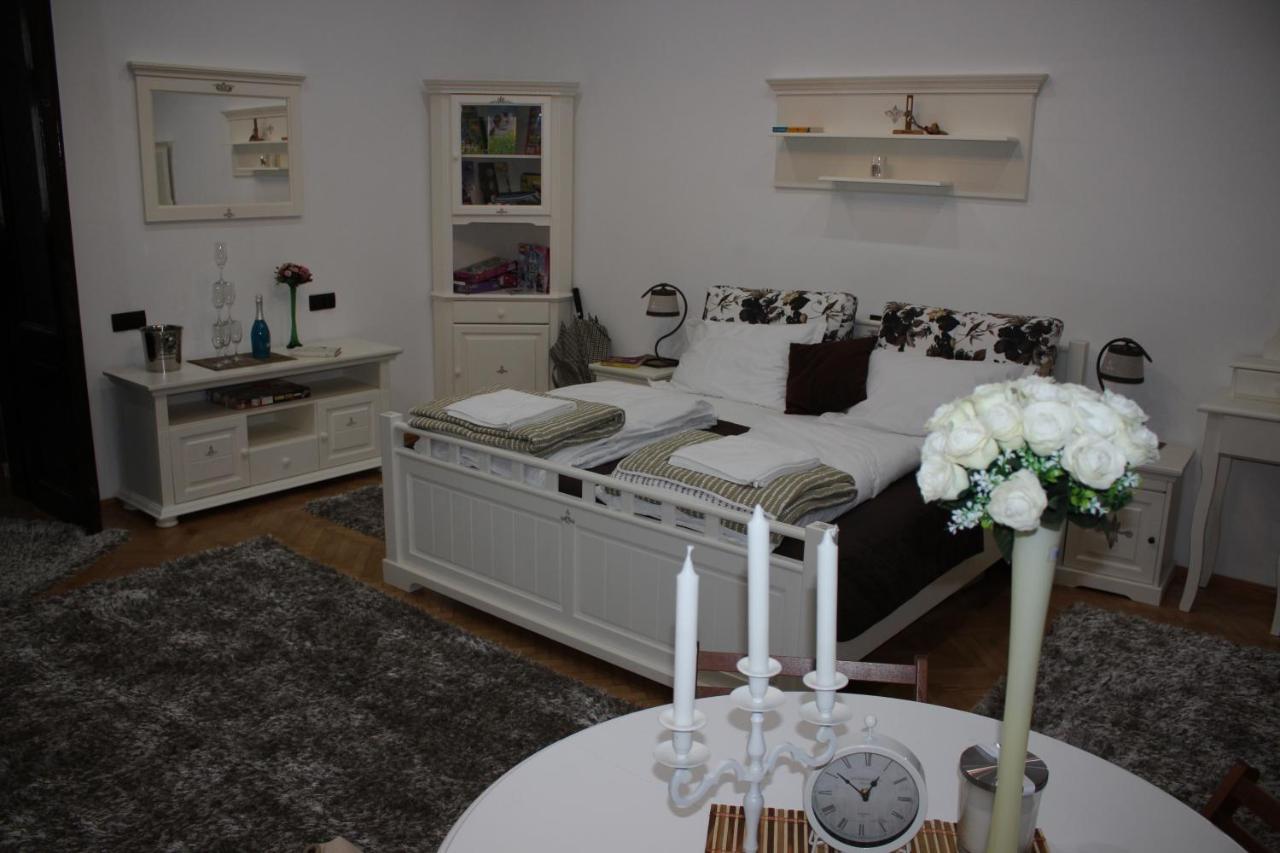 Ella Apartment Timisoara No11 Экстерьер фото